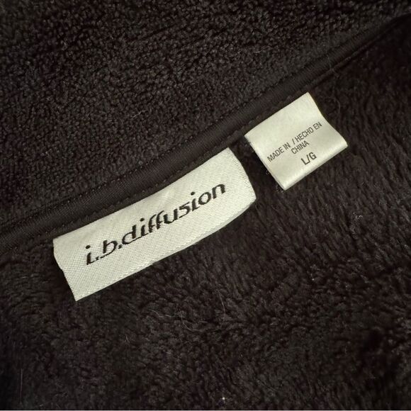 i.b. diffusion Black Fleece Zip-Up Vest Large Chevron Pattern - Picture 8 of 8
